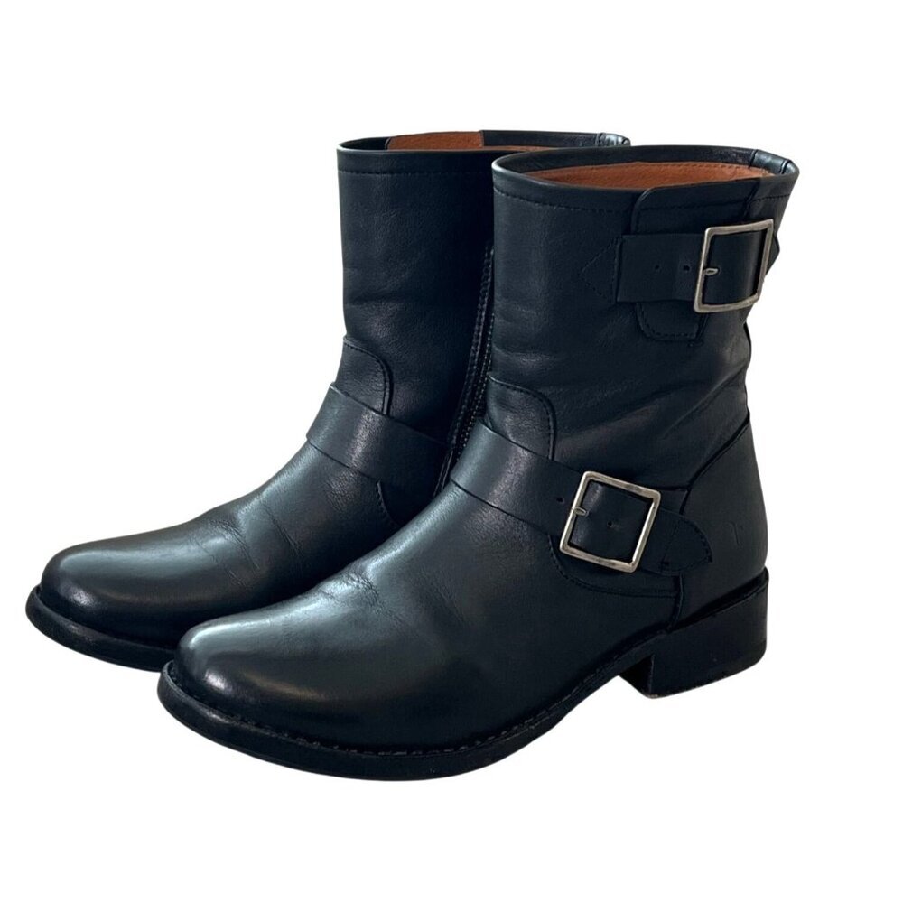 Frye Vicky Engineer Short Black Leather Buckle Boots Size 7.5 - Picture 3 of 10